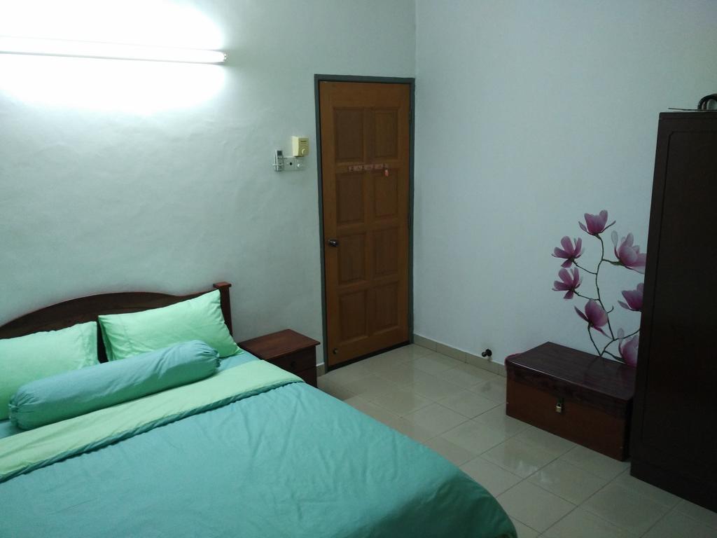 Cozy Mount Erskine Homestay จอร์จทาวน์ ภายนอก รูปภาพ
