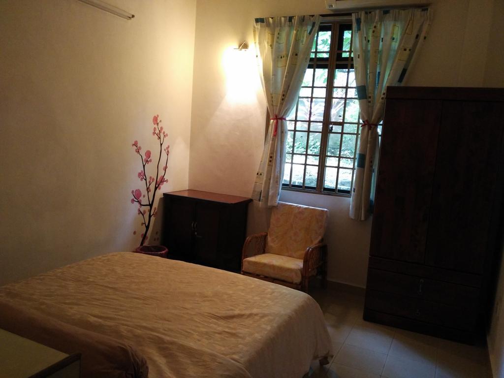 Cozy Mount Erskine Homestay จอร์จทาวน์ ภายนอก รูปภาพ